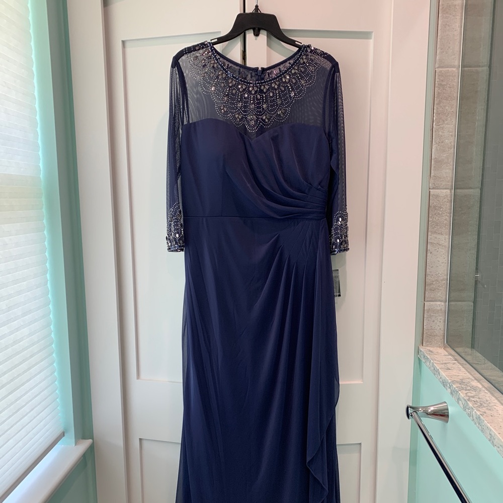 Alex Evenings NWT formal dress.